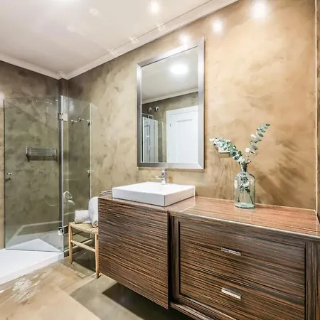 Stunning 13th Century Luxury Villa* Garden & Pool * Ávila