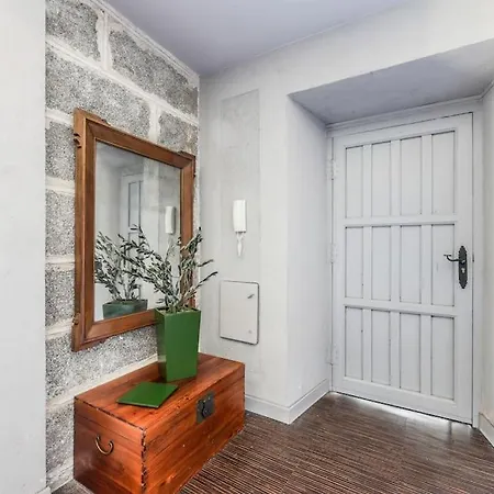 Stunning 13th Century Luxury Villa* Garden & Pool Villa Ávila