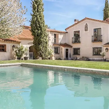 Βίλα Stunning 13th Century Luxury Villa* Garden & Pool