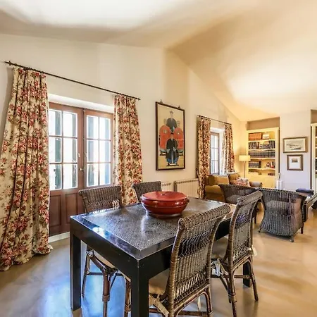 Stunning 13th Century Luxury Villa* Garden & Pool Villa