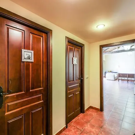 Villa Stunning 13th Century Luxury Villa* Garden & Pool Avila