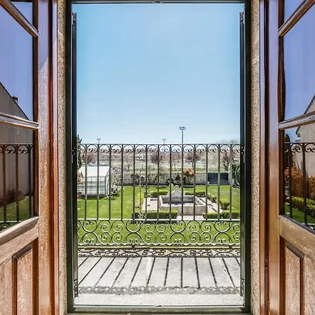 Stunning 13th Century Luxury Villa* Garden & Pool *